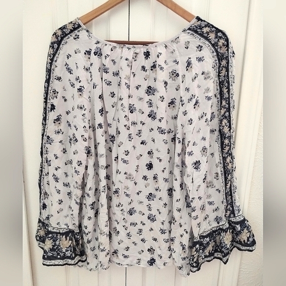 Floral Cottage Core Peasant blouse by St Johns Bay - Picture 3 of 10